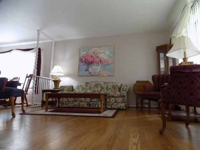 3036 Woodway RD, Roanoke, VA 24014