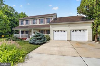 8 NEWELL PL, Hopewell, NJ 08525