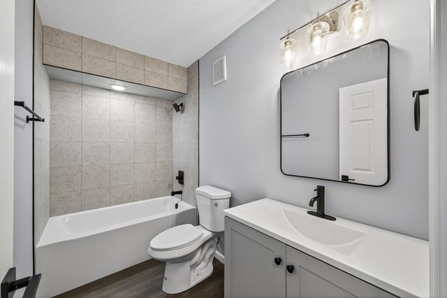 721 Wilson Avenue, Saint Paul, MN 55106