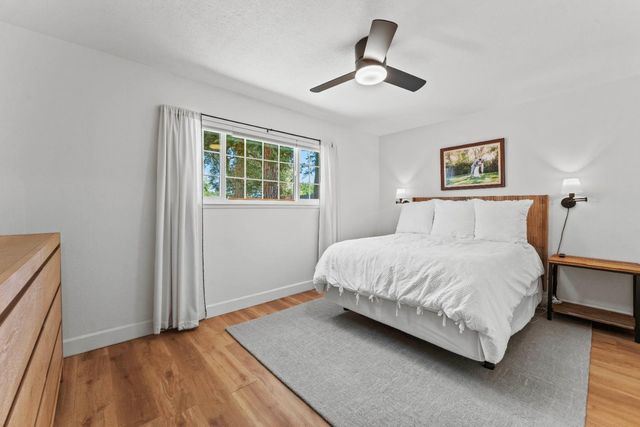 8913 Ramstad Ave, Fair Oaks, CA 95628