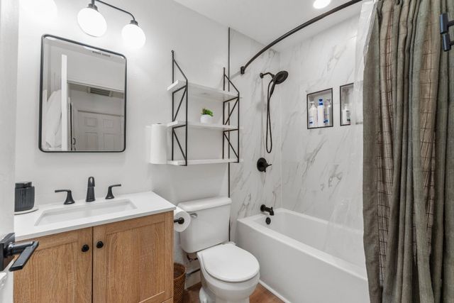 8913 Ramstad Ave, Fair Oaks, CA 95628