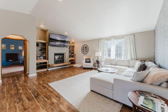 929 NE Lena Place, Bend, OR 97701