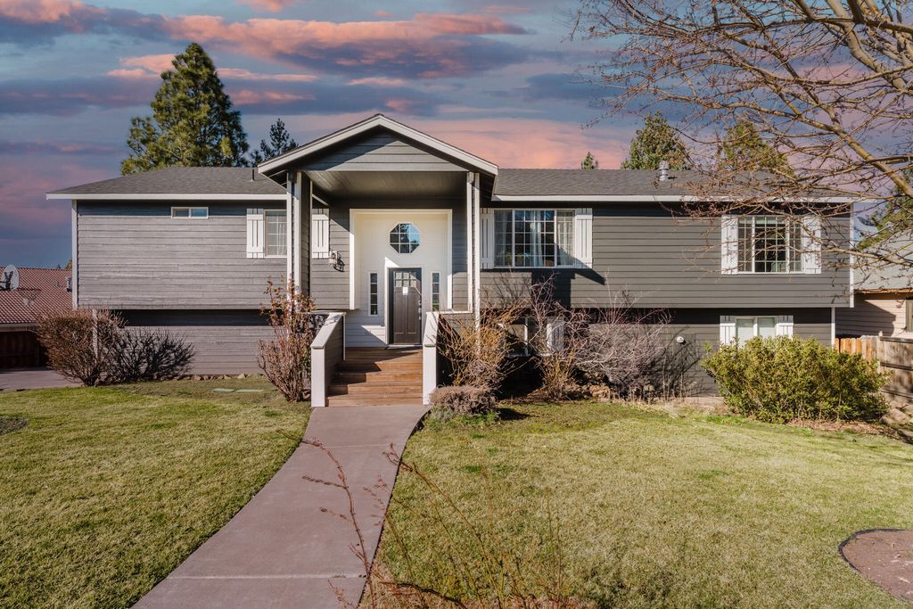 929 NE Lena Place, Bend, OR 97701