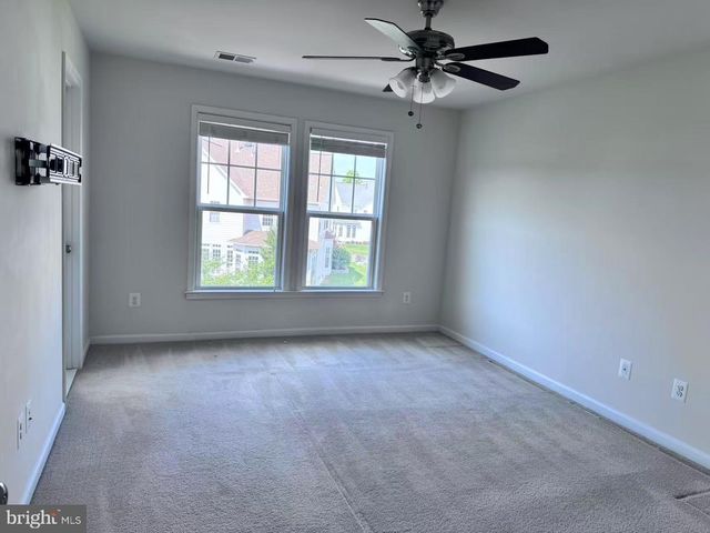 41818 DIABASE SQ, Aldie, VA 20105