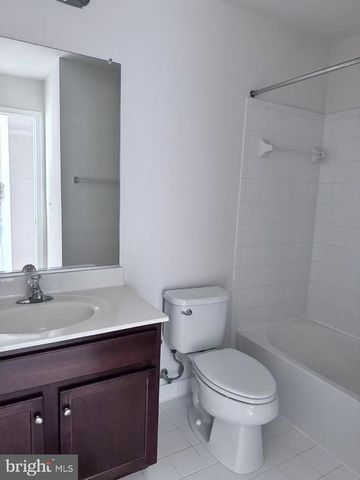 41818 DIABASE SQ, Aldie, VA 20105