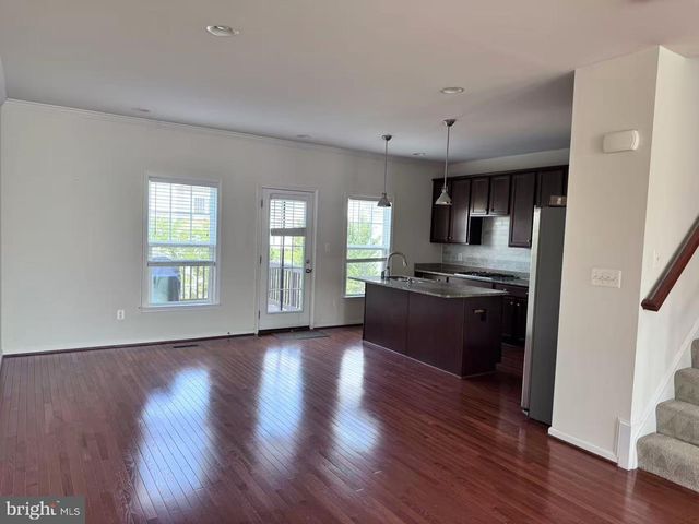 41818 DIABASE SQ, Aldie, VA 20105
