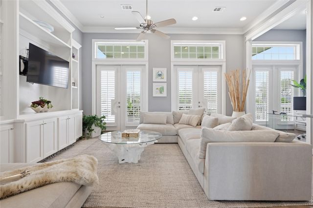 2174 Marina Way, Kemah, TX 77565