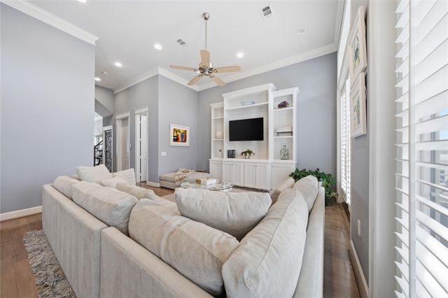 2174 Marina Way, Kemah, TX 77565