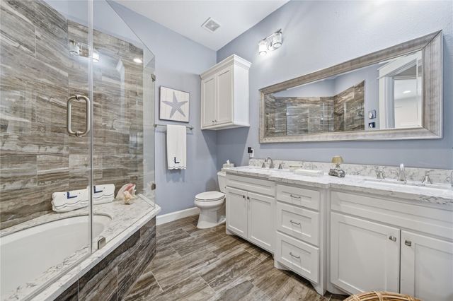2174 Marina Way, Kemah, TX 77565
