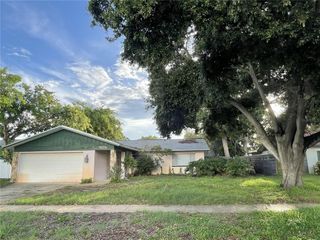 9578 121ST STREET, Seminole, FL 33772