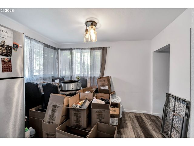 2824 Se 111TH Ave, Portland, OR 97266