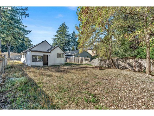 2824 Se 111TH Ave, Portland, OR 97266
