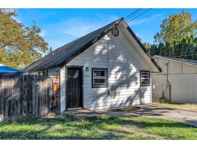 2824 Se 111TH Ave, Portland, OR 97266