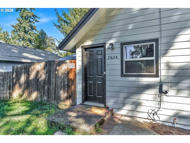 2824 Se 111TH Ave, Portland, OR 97266