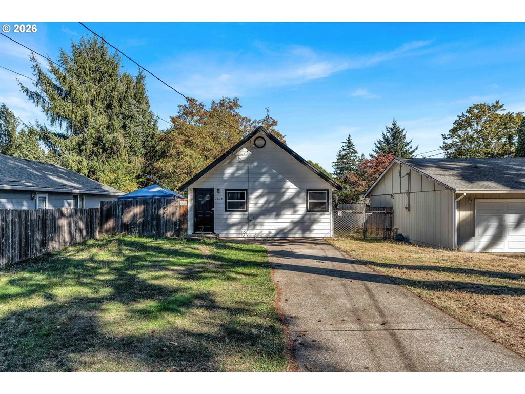 2824 Se 111TH Ave, Portland, OR 97266