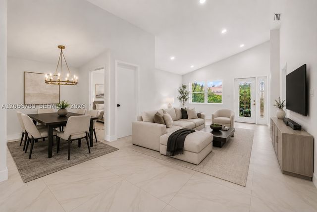 5560 SW 98th Way, Cooper City, FL 33328