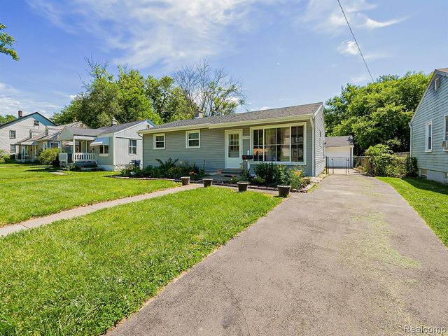 17424 Salem Street, Detroit, MI 48219