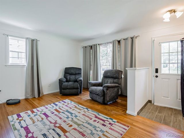 17424 Salem Street, Detroit, MI 48219