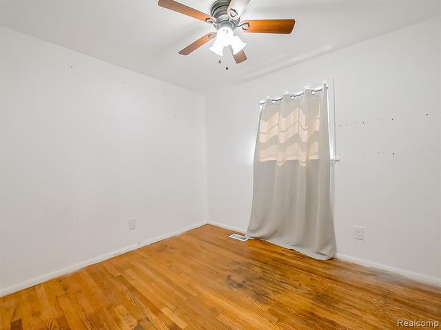 17424 Salem Street, Detroit, MI 48219