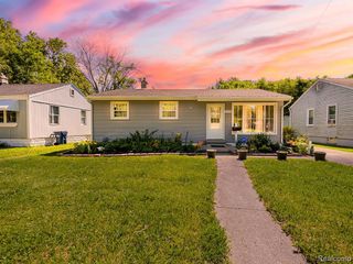 17424 Salem Street, Detroit, MI 48219