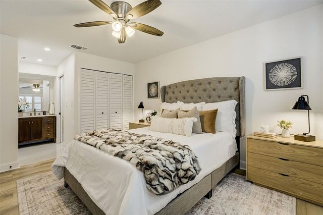 460 S PAULA DRIVE 402, Dunedin, FL 34698