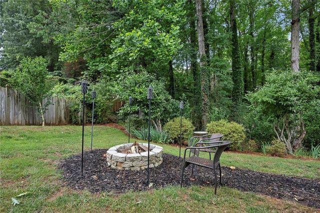 2018 Township Drive, Woodstock, GA 30189