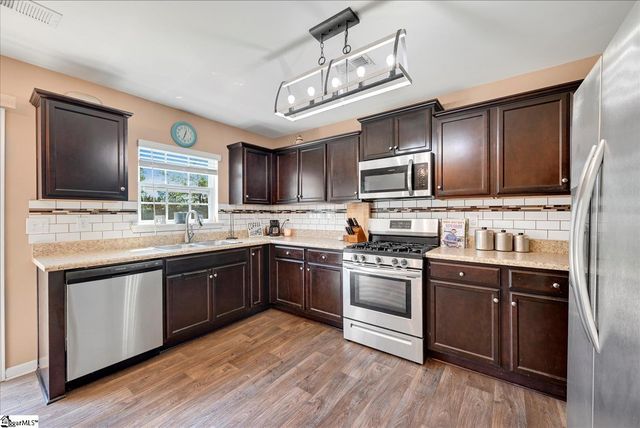 218 Hillendale Way, Pelzer, SC 29669