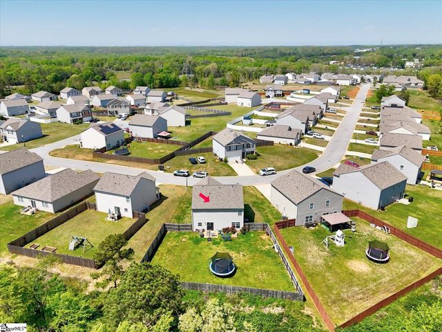 218 Hillendale Way, Pelzer, SC 29669