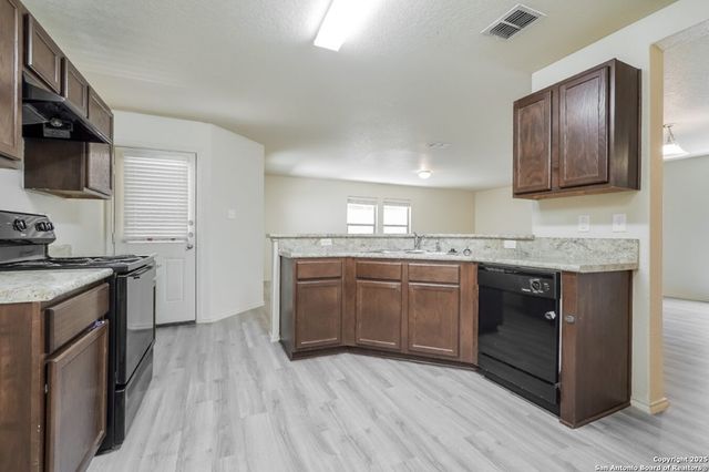 2702 Telder Path, San Antonio, TX 78228