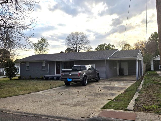 406 S. Rockingchair Rd., Paragould, AR 72450