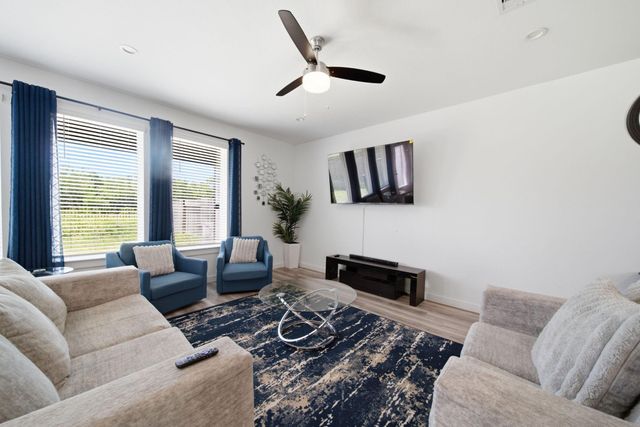 3218 Crown Gate Drive, Houston, TX 77047