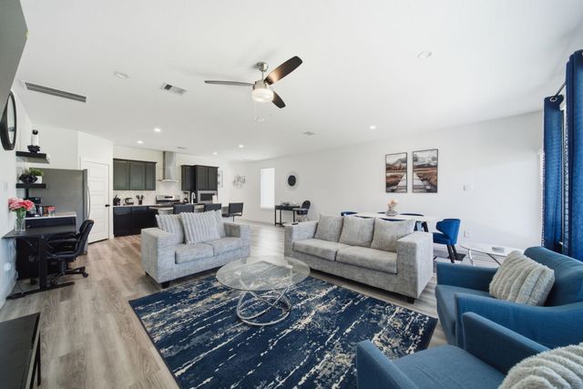 3218 Crown Gate Drive, Houston, TX 77047
