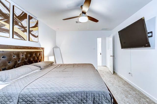 3218 Crown Gate Drive, Houston, TX 77047