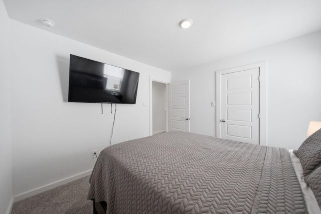 3218 Crown Gate Drive, Houston, TX 77047