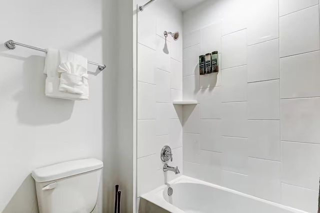 3218 Crown Gate Drive, Houston, TX 77047