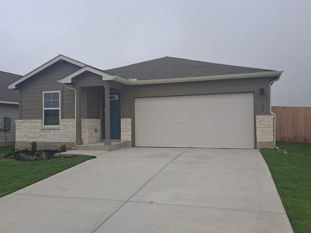 140 Honey Bee RD, Jarrell, TX 76537