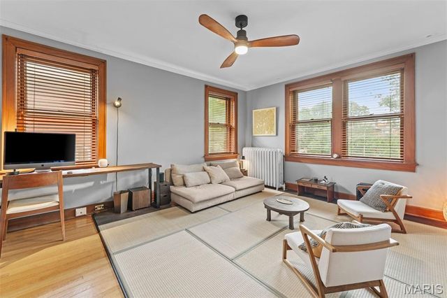 3661 Utah Place, St Louis, MO 63116