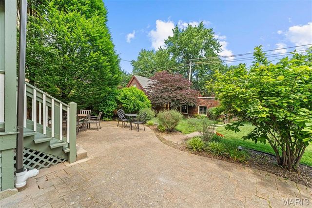 3661 Utah Place, St Louis, MO 63116