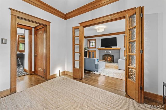 3661 Utah Place, St Louis, MO 63116