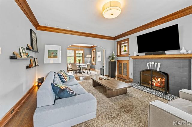 3661 Utah Place, St Louis, MO 63116