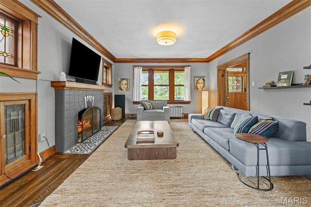 3661 Utah Place, St Louis, MO 63116