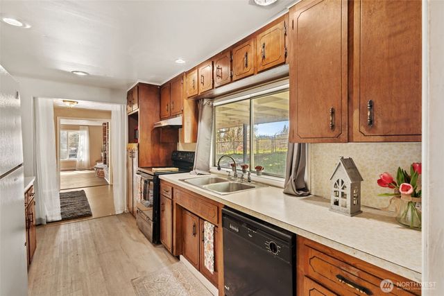 102 W Poplar Street, Shelton, WA 98584