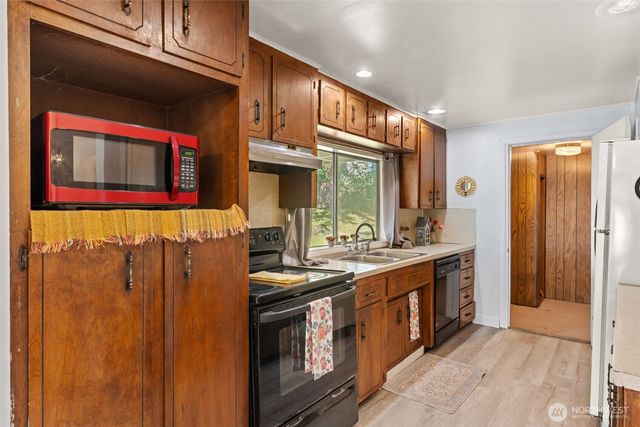 102 W Poplar Street, Shelton, WA 98584