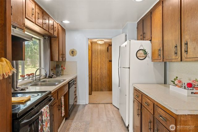 102 W Poplar Street, Shelton, WA 98584