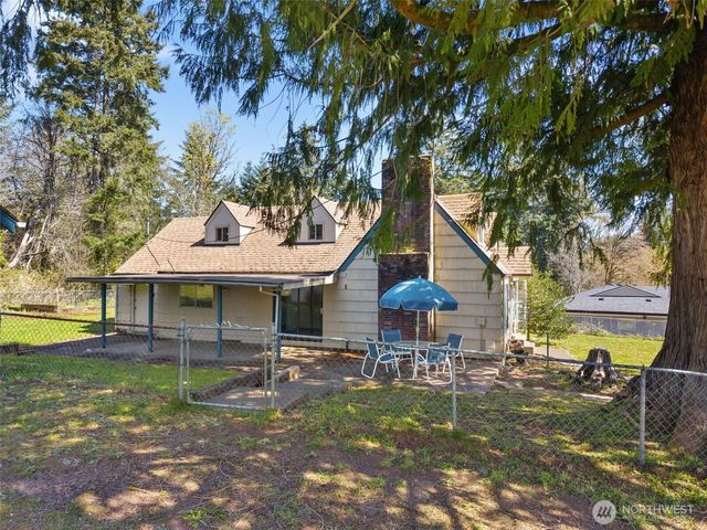 102 W Poplar Street, Shelton, WA 98584