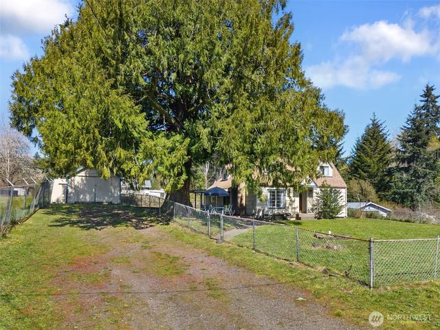 102 W Poplar Street, Shelton, WA 98584