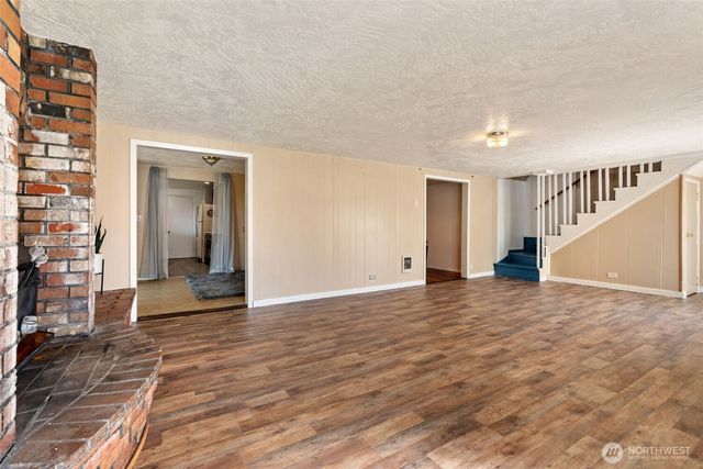 102 W Poplar Street, Shelton, WA 98584