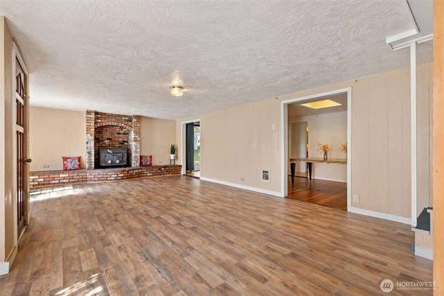 102 W Poplar Street, Shelton, WA 98584