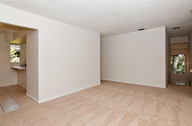 36 FAIRWAYS CIRCLE, Palm Coast, FL 32137