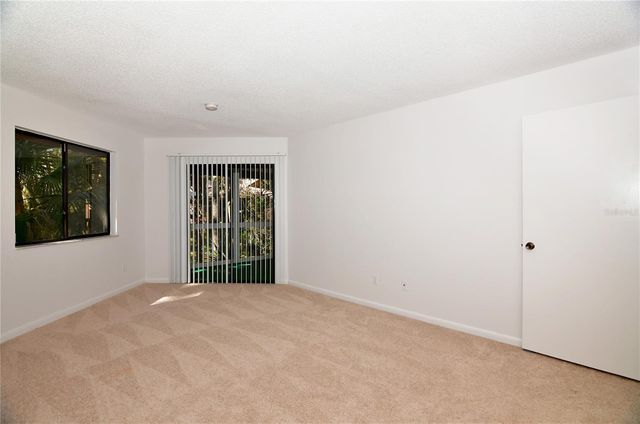 36 FAIRWAYS CIRCLE, Palm Coast, FL 32137